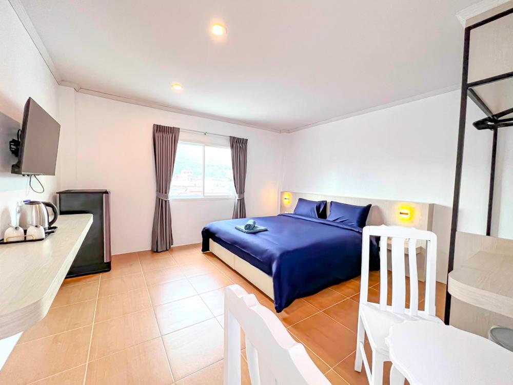 Hotel 88 House Patong Extérieur photo