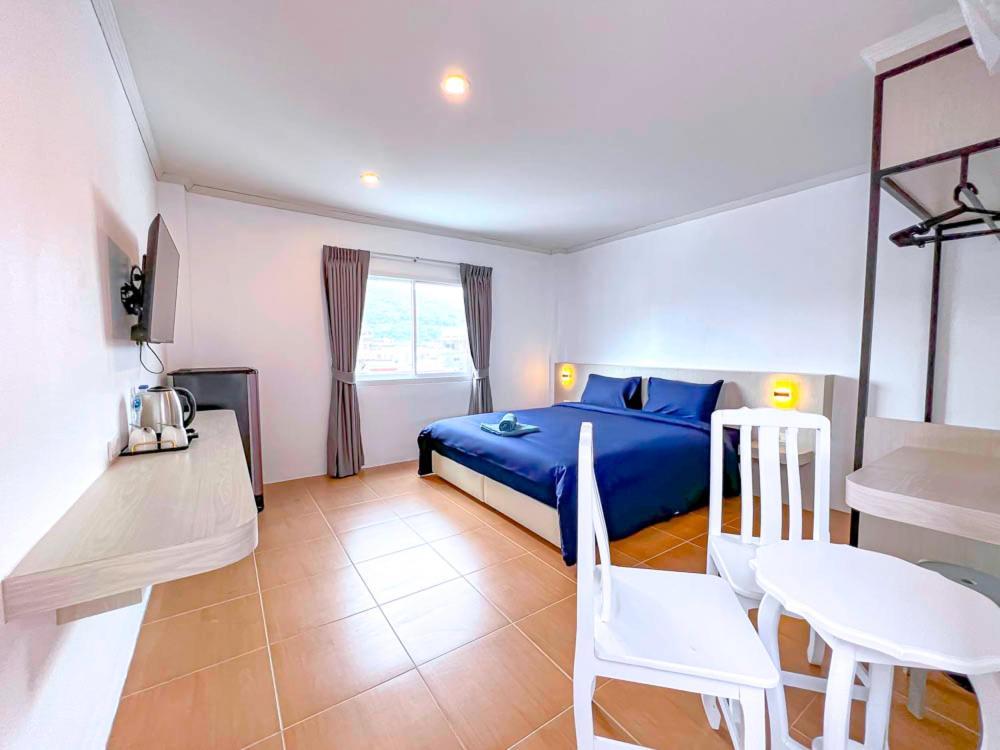 Hotel 88 House Patong Extérieur photo