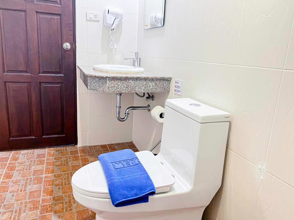 Hotel 88 House Patong Extérieur photo