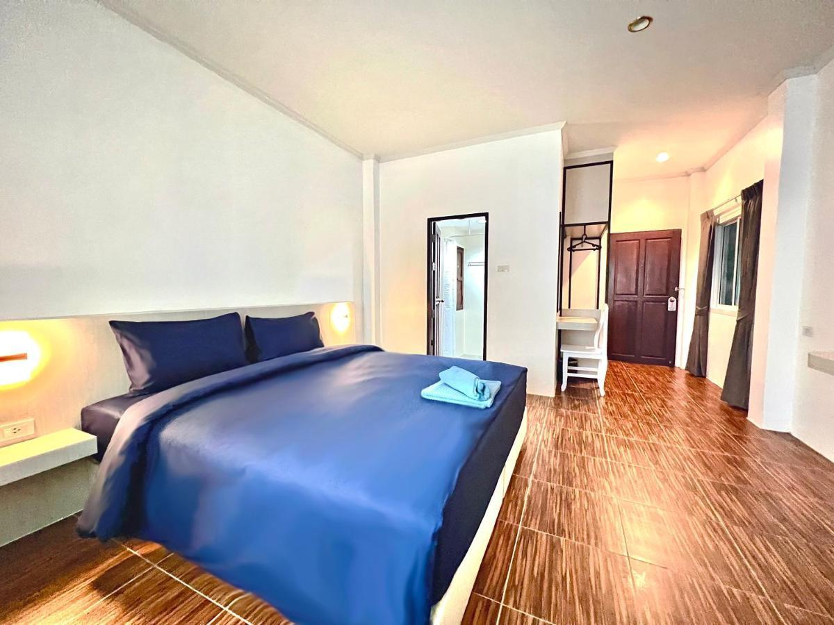 Hotel 88 House Patong Extérieur photo