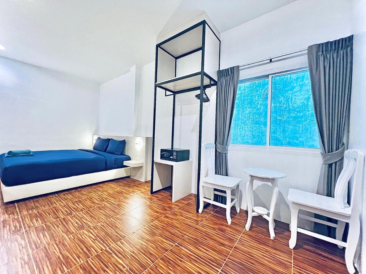 Hotel 88 House Patong Extérieur photo